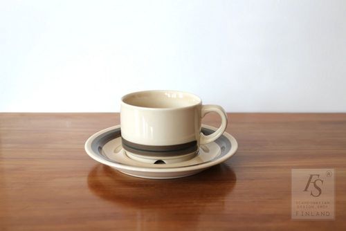 Arabia KUUSAMO coffee cup and saucer